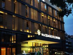 -万信酒店上海国际旅游度假区川沙地铁站店-停车场