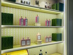 -桂林微笑堂商厦