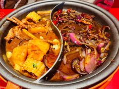 -多嘴肉蟹煲(万达店)