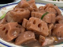 莲藕煮火腩-区海鸡场饭店(石壁店)
