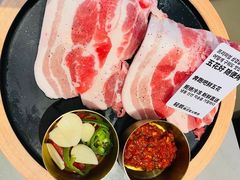 -轻烧烤肉(光谷步行街店)