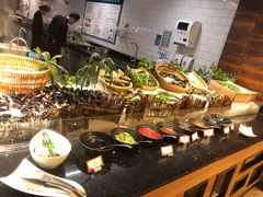 自助取餐区-OPEN開全日自助餐厅·西餐·海鲜(佛山希尔顿酒店)