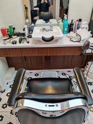 -理昂男士理发店 Barber shop