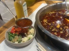 -肖肖酸萝卜鱼火锅(总店)