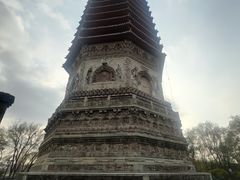 -玲珑塔公园