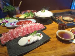 -老牌坊云南鱼豆花火锅(哈西万达店)
