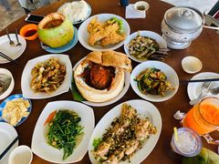 -大树下海鲜饭店