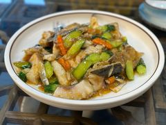生炒鱼头-广迎居老正兴菜馆