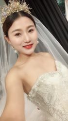 -艾米丽婚纱礼服