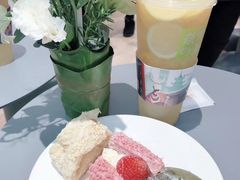 -奈雪的茶(亨特国际广场店)