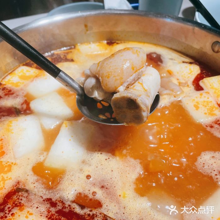 小街猪手(团结湖店)酸汤猪手火锅图片