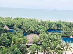 -三亚湾海居铂尔曼度假酒店