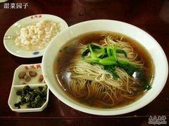 -朱鸿兴面馆(镇湖店)