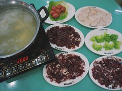 -乌记鲜活牛肉城(金砂东路店)