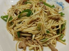 茭白炒肉丝-四季春(美食街店)