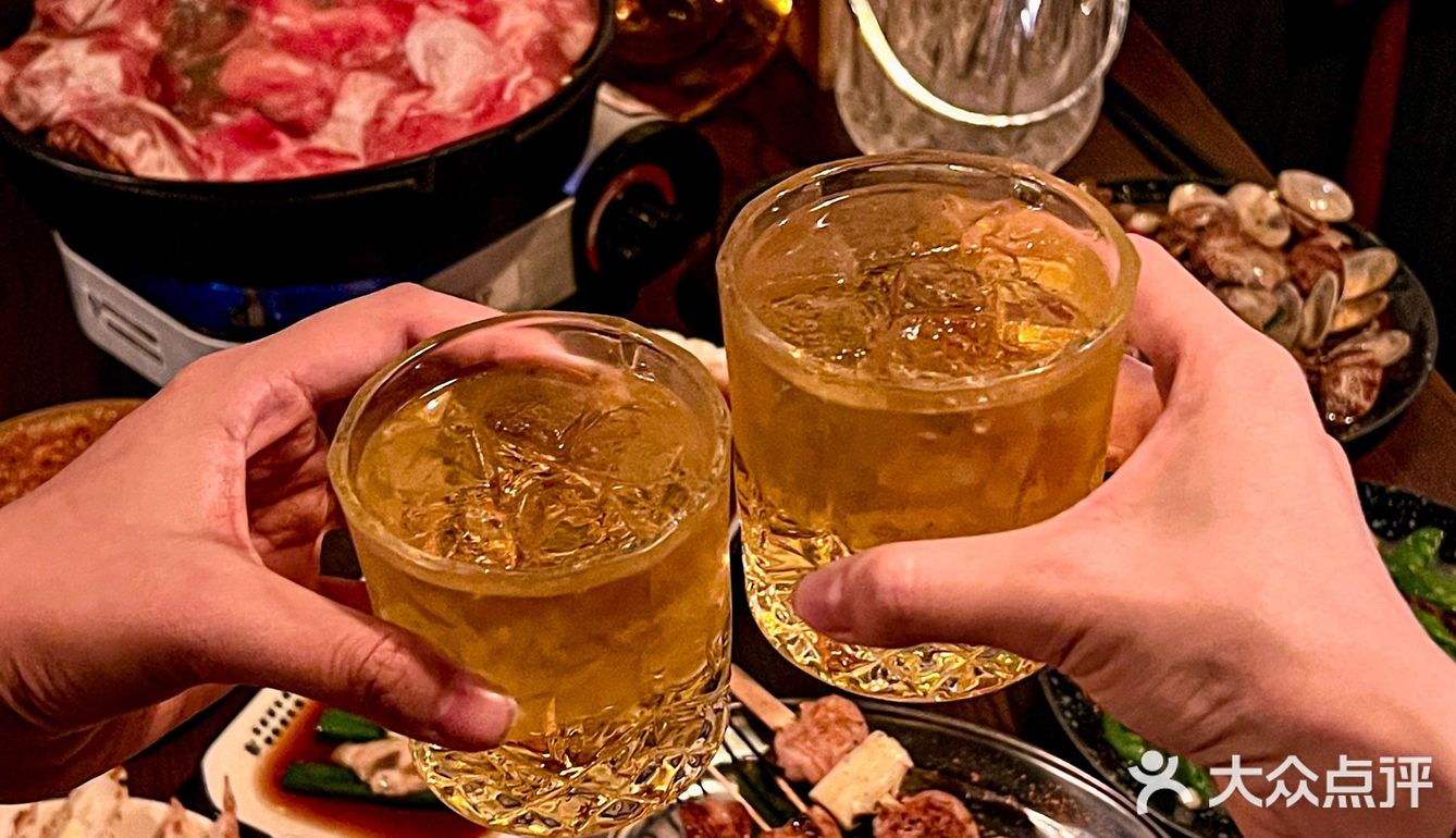 杭州宝藏氛围小酒馆🏮坐20站地铁也要来吃