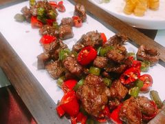 煎封牛肉粒-皇城根·烤鸭·鱼头·家常菜(欧亚大观乐活城店)