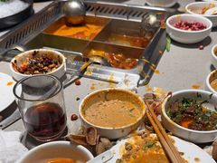 -海底捞火锅(宝龙广场夜宵主题店)