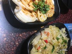凉拌莲菜-潮十三潮汕砂锅粥(高新四路大都荟店)