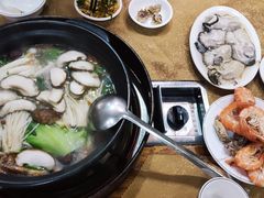 -濠轩阁特色生蚝火锅(水湾路店)