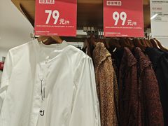 -优衣库(广州天河领展广场店)