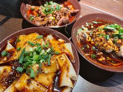 -张翻越·川渝冒菜·武汉黑鸭煲(城北万象城店)