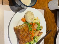 -青花餐厅(雅谷泉山庄酒店)