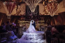 -LA GRACE高端婚纱礼服定制馆