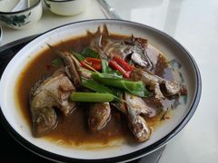 -鑫悦楼煎蟹·16年海鲜大排档