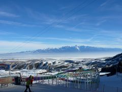 -丝绸之路山地度假区滑雪场