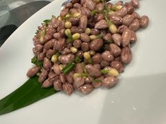 -彩云天云南餐厅