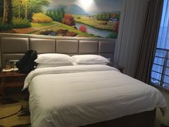 -维也纳国际酒店·宁波鄞州南部商务区罗蒙环球城店