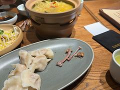 -天怡興·百年蒸饺(万豪广场店)