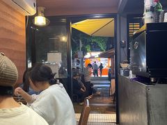 -CowCow其其·牛杂咖啡公司(六运店)