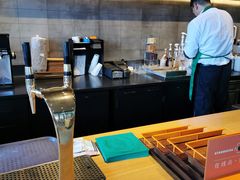 -星巴克臻选(宁波北仑银泰城店)