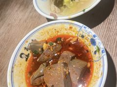 -肖四女乐山跷脚牛肉(世博源店)