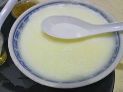 冻双皮奶-百花传统甜品店(原址店)