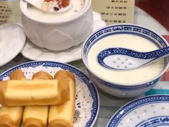 -广信牛奶甜品世家(台东店)