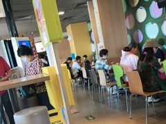 -麦当劳(百荣世贸商城店)