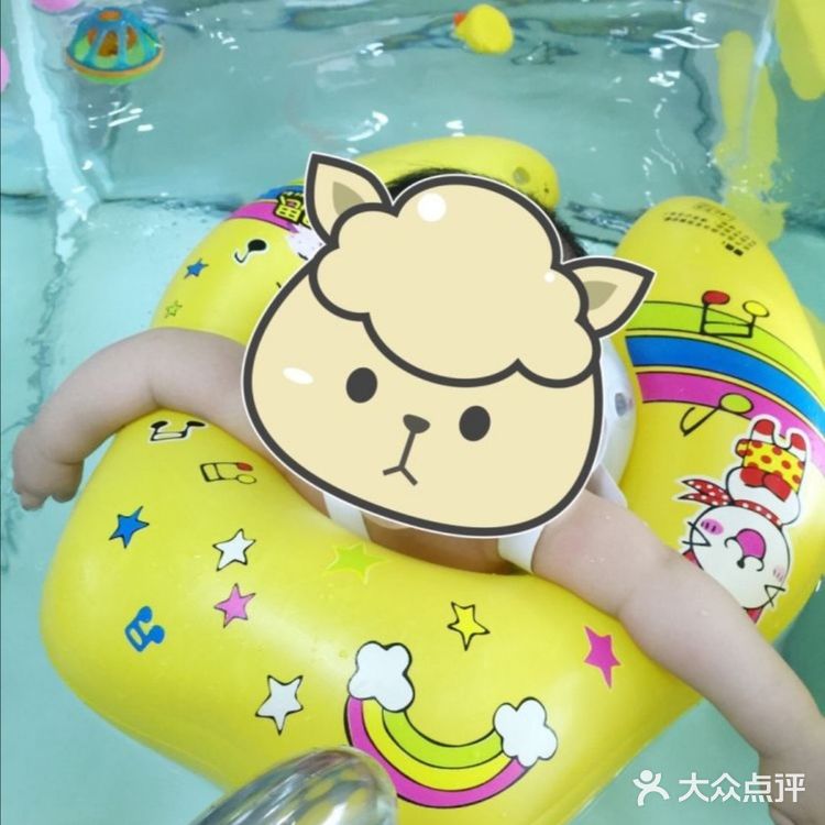 吉莉安的水世界！性格比超高的婴儿游泳馆