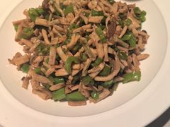 -毛家饭店·30年融合新湘菜(汉峪金谷店)