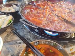 -正南齊北重庆老火锅(光华村直营店)