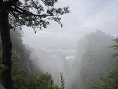 -秦岭天竺山生态文化旅游景区