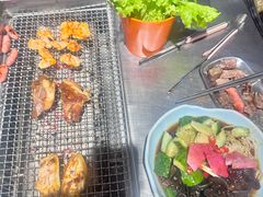-马路牙子烧烤音乐酒馆(望京店)