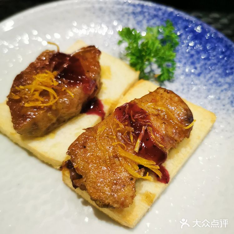 适合安静吃饭的地方