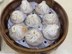 -莱莱小笼·乔艾