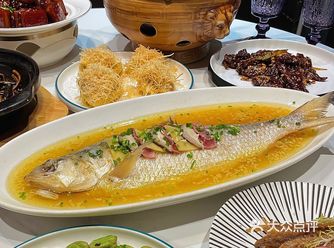我帮胡歌推荐上海特色来八爷吃宝总泡饭啦！