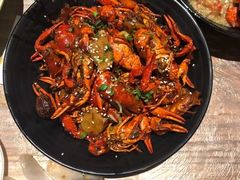-巴厘龙虾·榜首油焖大虾(音乐学院·沿江酒馆店)