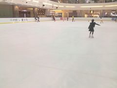 -冠军冰场CHAMPION RINK(百年港湾奥特莱斯店)