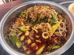 -周良天山牛杂城(天山路总店)
